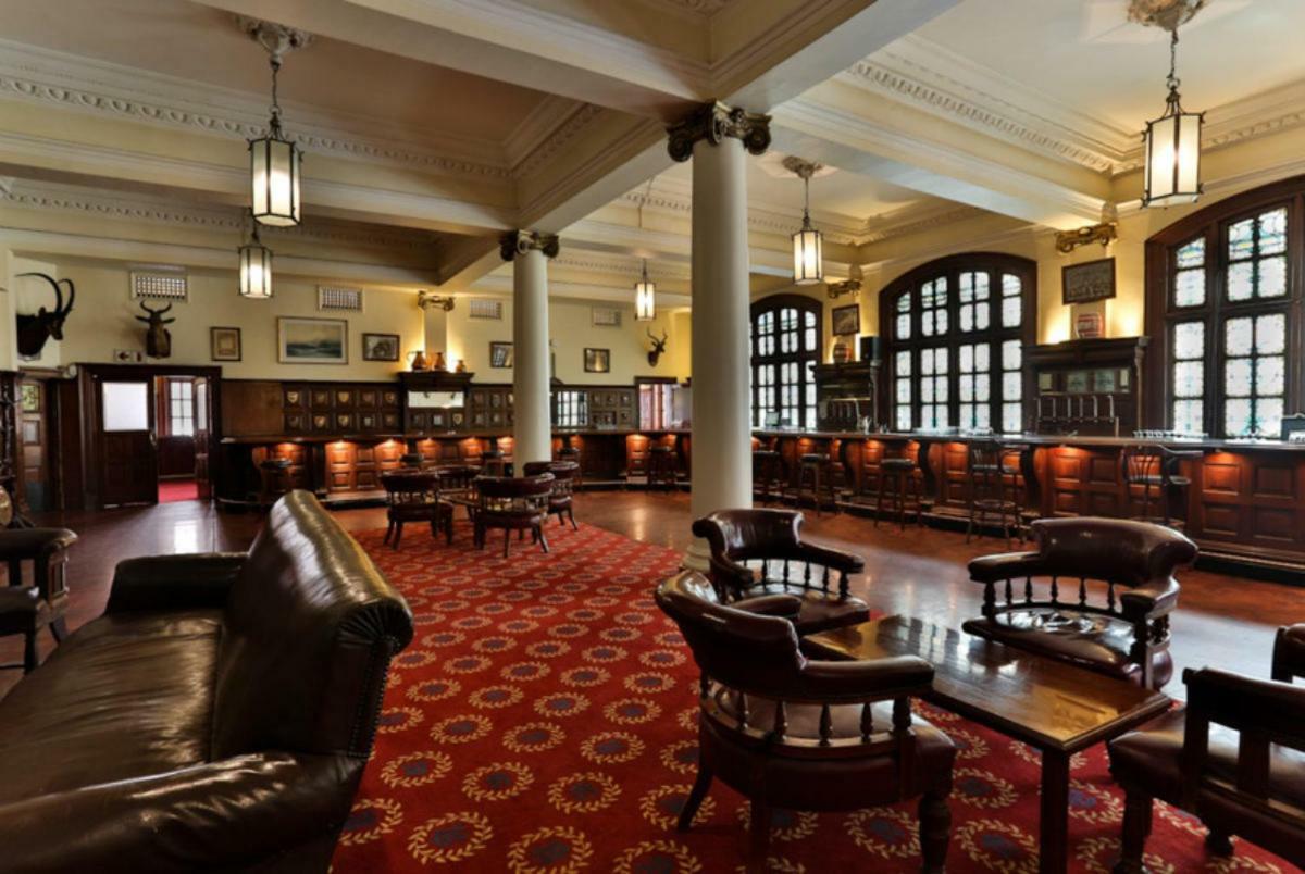 Rand Club Suites Johannesburg Exterior photo